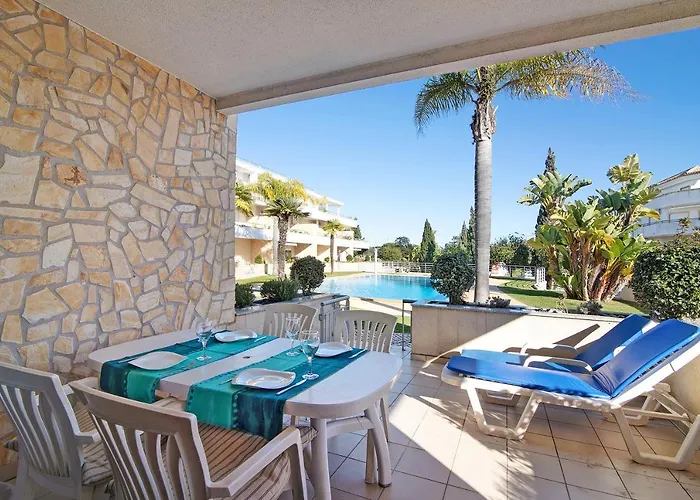 Family House White Dove Tatil Evi