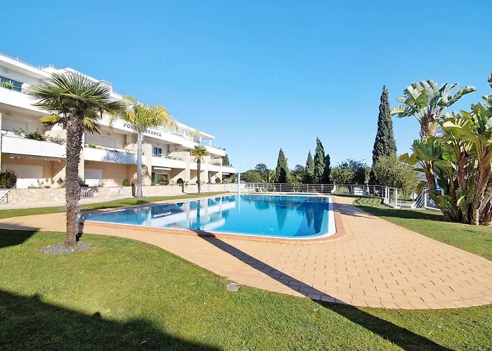 Family House White Dove Tatil Evi