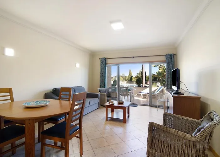 Tatil Evi Family House White Dove