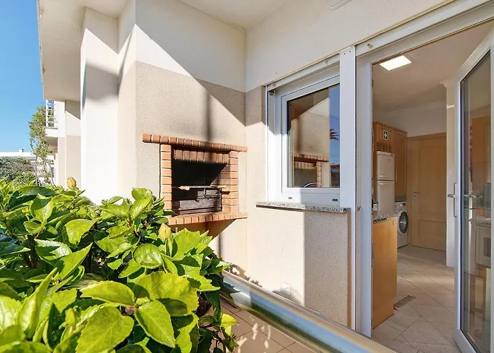Family House White Dove * Olhos de Agua (Albufeira)