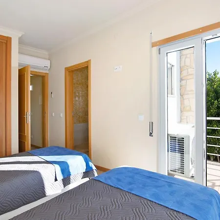 Family House White Dove * Olhos de Agua (Albufeira)